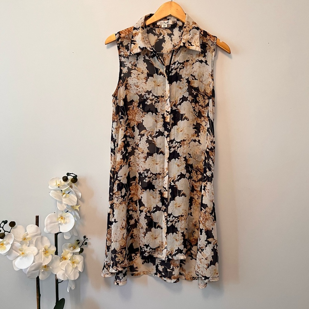 Simply Noelle Floral Tunic